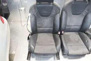 JDM 2005 - 2008 AUDI S4 B7 SEDAN AVANT COMPLETE FRONT AND REAR RECARO SEATS