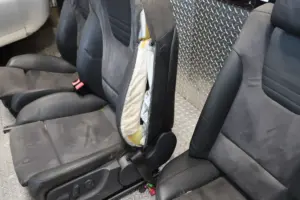 JDM 2005 - 2008 AUDI S4 B7 SEDAN AVANT COMPLETE FRONT AND REAR RECARO SEATS - Image 5
