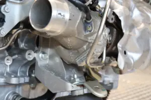 JDM VR30DDTT 2023 2024 NISSAN 400Z 3.0L TWIN TURBO ENGINE 400HP **0 MILES** RZ34 - Image 3