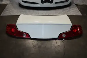 JDM 2003 - 2007 INFINITI G35 COUPE COMPLETE FRONT END NOSE CUT - Image 10