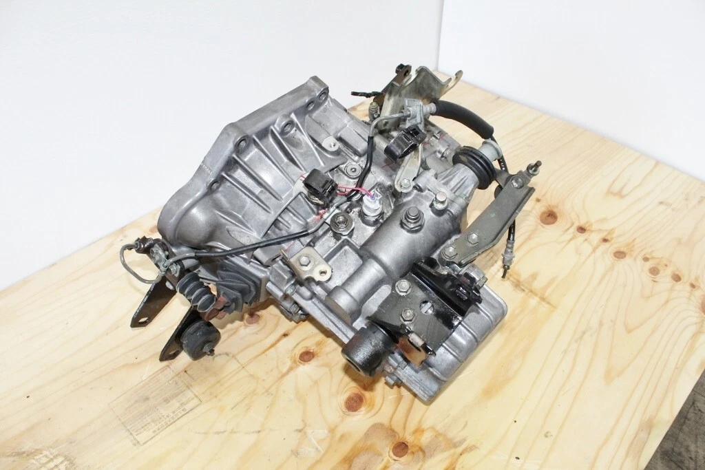 S L1600 2 7 JDM 1ZZ-FE TOYOTA COROLLA 5 SPEED MANUAL TRANSMISSION 00-05 - Image 1