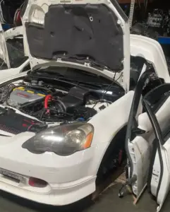 JDM HONDA RSX DC5 TYPE R FRONT CLIP, K20A TYPE R, BODY PANELS, RHD DASH, BREMBOS, RECARO SEATS - Image 4