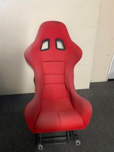 JDM AFTERMARKET BUCKET SEATS FOR MAZDA RX7 FD3, RAIL INCLUDED