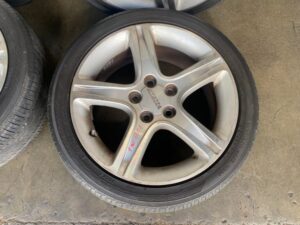 JDM TOYOTA ALTEZZA /LEXUS IS 300 OEM WHEELS 5X114.3 17X7JJ OFFSET 50 1998-2005 , WITH USED TIRES - Image 4