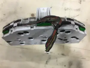 JDM SUBARU WRX STI VER7 OEM GAUGE CLUSTER - Image 2