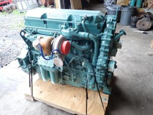 2001 Detroit Diesel 12.7 Series 60 DDEC IV REBUILT! - Image 5