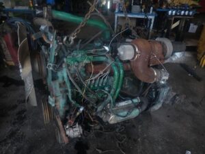 1999 Volvo D7C Turbo Diesel Engine RUNS EXC! 275 HP D7 Truck - Image 5
