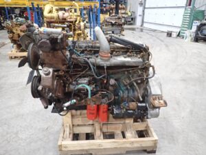 1980 International DT466 Diesel Engine 210 HP - Image 11
