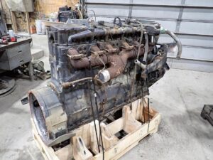 1983 Cummins NHC250 Diesel Engine MILITARY! - Image 6