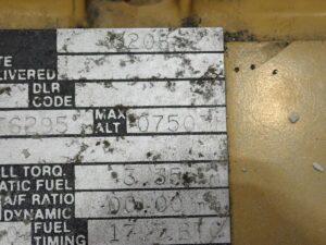 1986 CAT 3208 Diesel Engine 16K MILES! AR # 7C-1553 - Image 8
