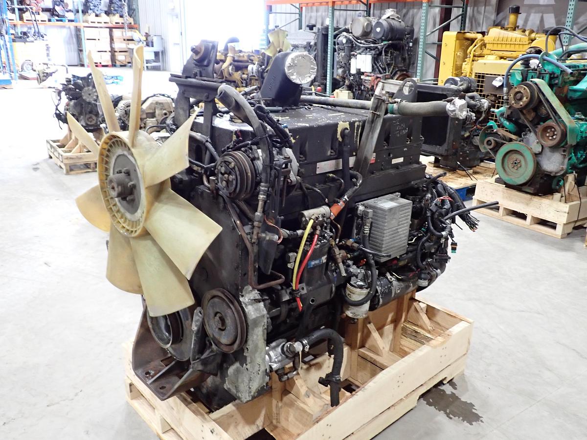 Used 1993 Cummins M11 330 E Diesel Engine 1993 Cummins M11 330E Diesel Engine - Image 1