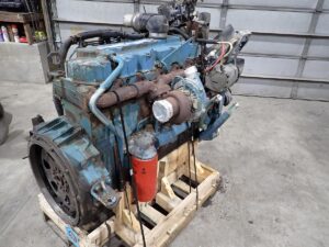 1995 International DT466 NGD Turbo Diesel Engine P PUMP! - Image 4