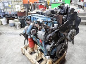 1995 International DT466 NGD Turbo Diesel Engine P PUMP! - Image 6