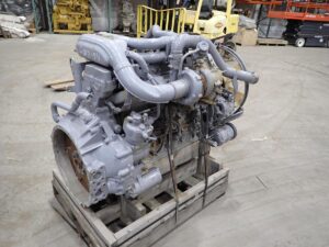1995 Isuzu 6HE1-XN Diesel Engine - Image 6