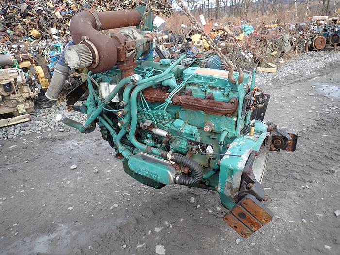 Used 1996 Volvo Ved 7 A 275 Turbo Diesel Engine D7 1996 Volvo VED7A-275 Turbo Diesel Engine D7 - Image 1