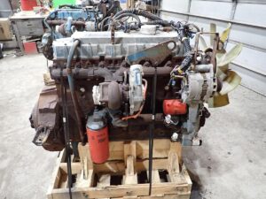 1998 International DT530E Diesel Engine 275 HP 23K ORIGINAL MILES! - Image 5