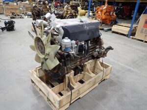 2002 Mercedes OM906LA Diesel Truck Engine 210 HP
