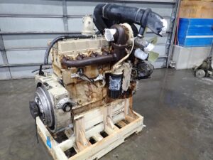 2004 Cummins C8.3-300 Diesel Truck Engine CPL 2101 - Image 10