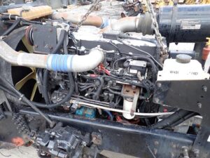 2005 Cummins ISL-370 Diesel Truck Engine LOW MILES! CPL 8389 - Image 5