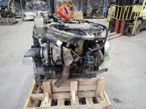 2010 Isuzu 4HK1-TC Diesel Engine 25K MILES! - Image 11