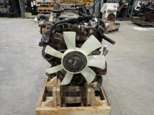 2010 Isuzu 4HK1-TC Diesel Engine 25K MILES! - Image 7