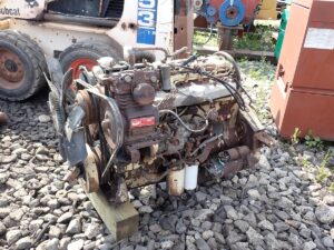 International DT466 Turbo Diesel Engine - Image 2