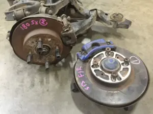 JDM NISSAN 180SX 4LUGS BRAKE ASSEMBLY - Image 3
